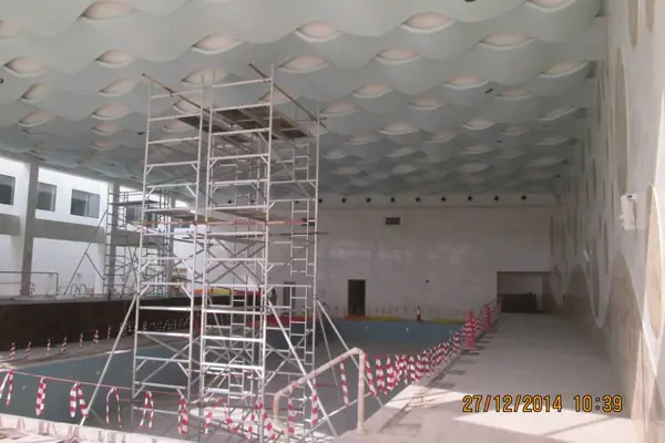 Abu Dhabi Ladies Club, UAE — structural engineering by ESG — Long-span hall during fit-out